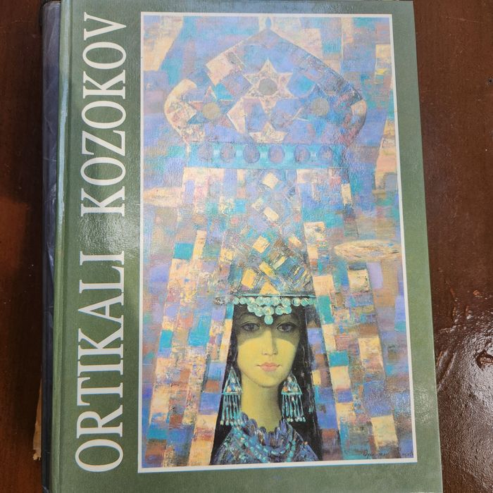 Книги разные есть 1940 года цены уточняйте  пишите