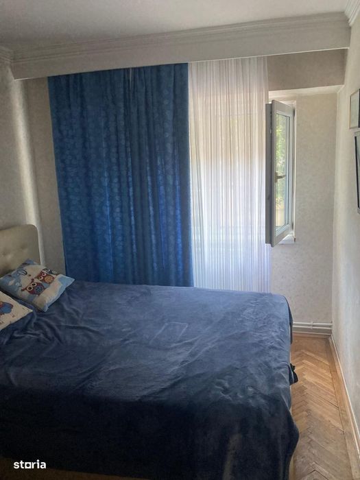 Ap. 3 camere decomandat, zona Dacia–73mp, centrală proprie, 2băi, boxă