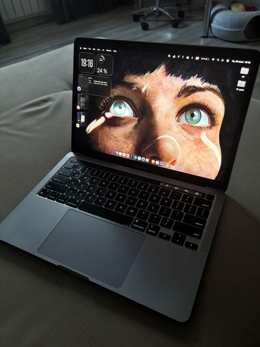 MacBook Pro M1 8GB