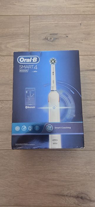 Periuță de dinți electrică Oral-B Smart 4