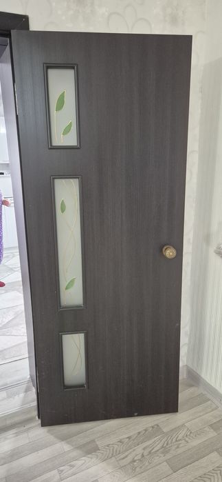 Меж комнатные двери