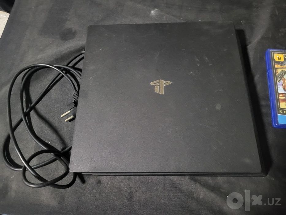 PS4 sotiladi srochna