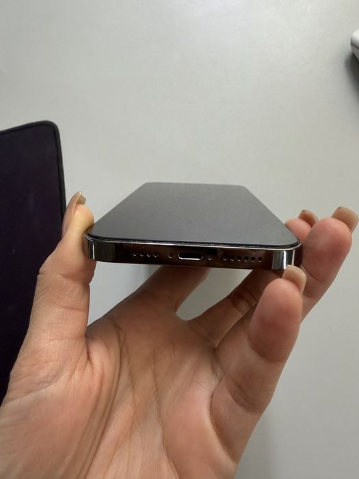 Продам Iphone 13 Pro Max