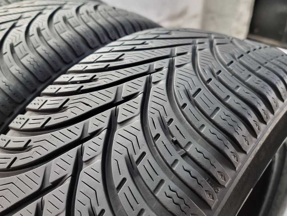 215/60/16 Bf Goodrich 4Броя: 300лв 6.5мм