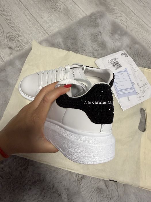 Дамски кецове McQueen