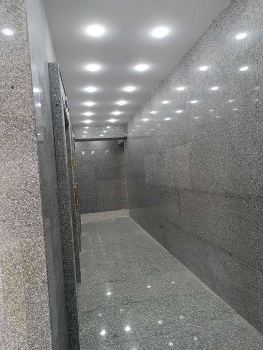 Farg'ona shahar markazidagi uy sotiladi, novostroyka