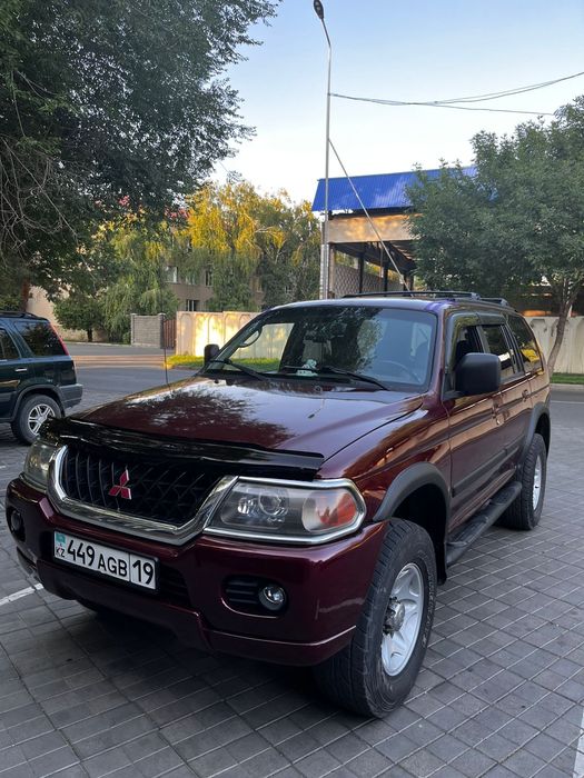 Продам Митсубиси Монтеро спорт