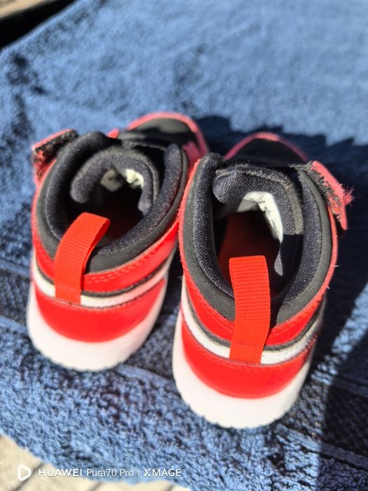 Страхотни детски маратонки nike air Jordan номер 26