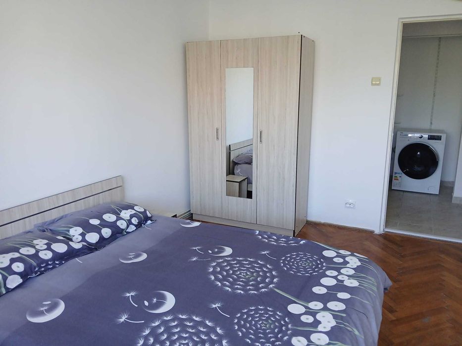 Închiriere apartament 2 camere, direct de la proprietar - zona Podu Roș