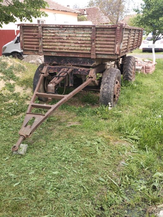 Vând utilaje acricole
