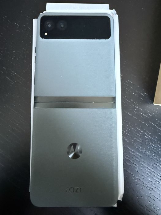 Motorola razr 40 256/8
