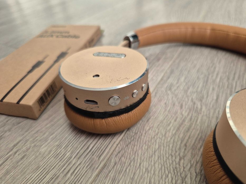 Casti audio SACKit WOOFit Golden