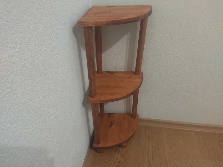 Ъглова етажерка от масивна дървесина !!!