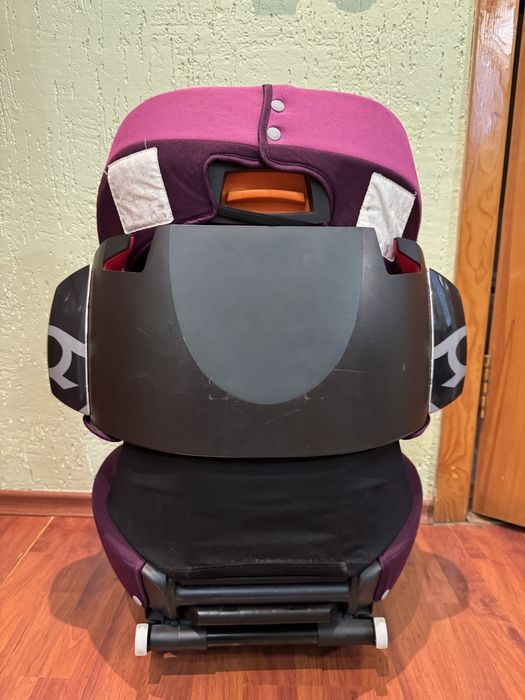 Автомобильное кресло   cybex.