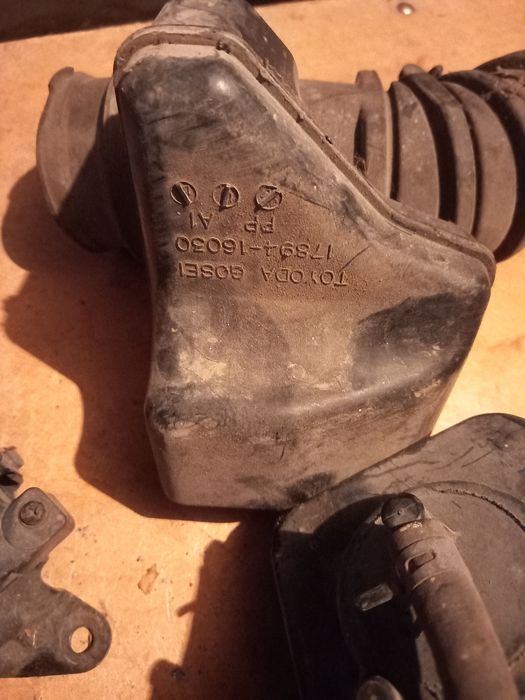 Эбу тайота Карина е