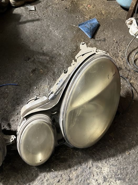 Фары 211 mercedess benz передние