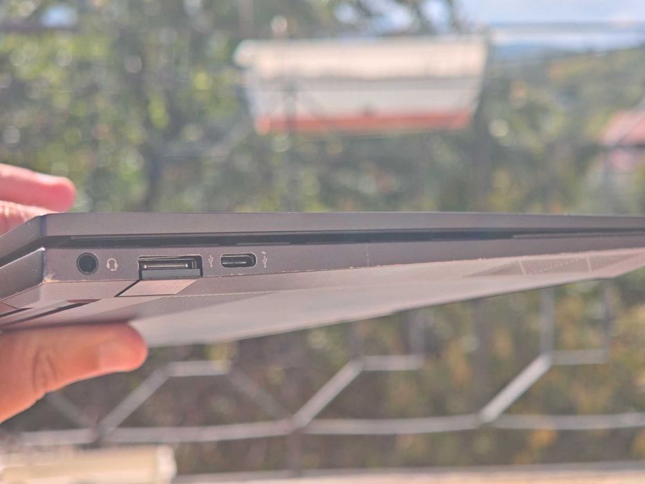 Лаптоп HP Envy x360 - употребяван