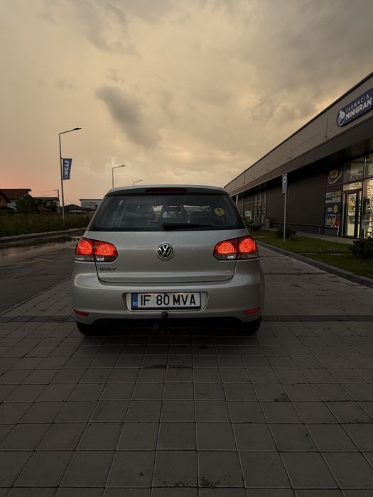 VOLKSWAGEN Golf 2011 — imagine 3