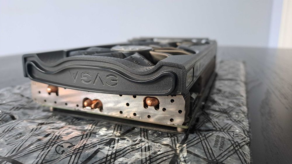 RTX 3060 12GB EVGA – КАТО НОВА, 7 месеца ползвана + Оригиналната Кутия