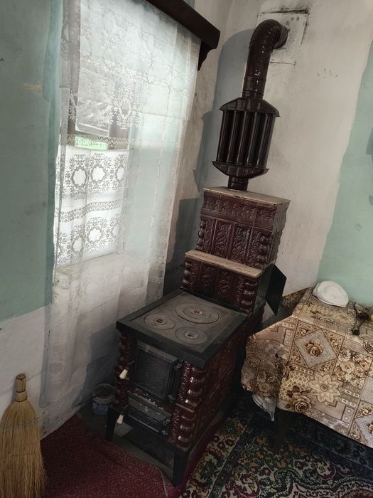 Sobă teracota cu plita și cuptor