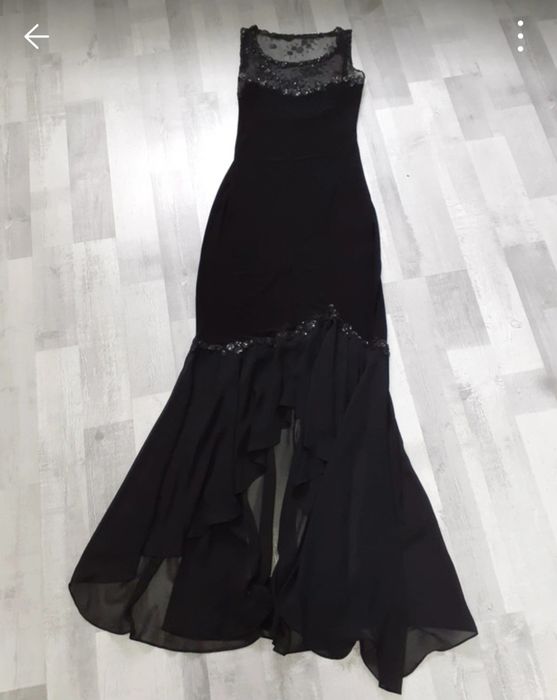 Rochie neagra de ocazie