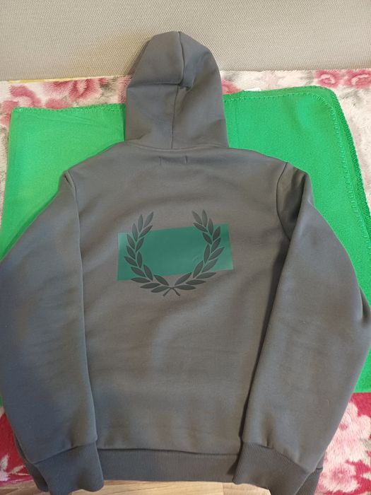 Худи Fred Perry размер M
