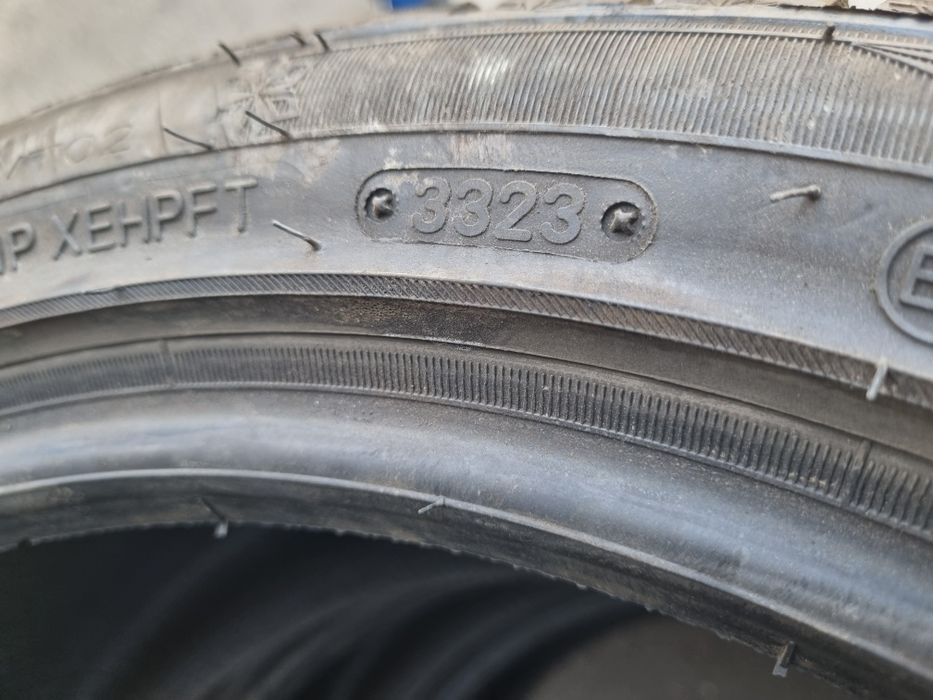 Продам 245 40 R18