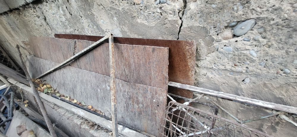 Листы разных размеров и толщины