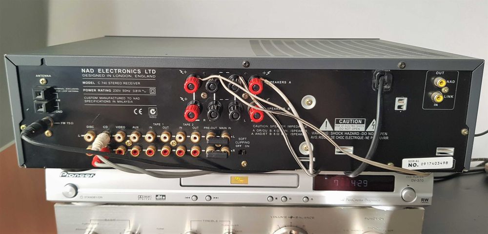 NAD C 740 amplificator stereo receiver statie preamplificator Top