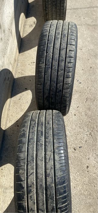 Vand cauciucuri vara hankook 205/55 r16