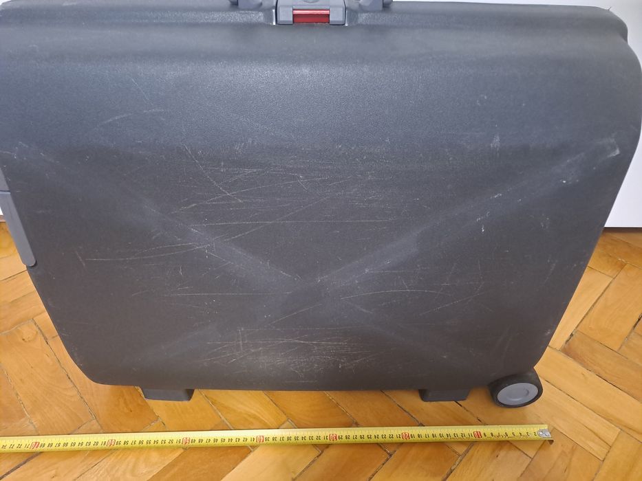 Troler SAMSONITE prindere in 3 puncte. .