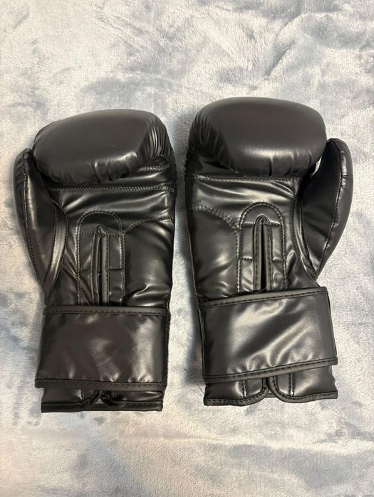 Pachet manusi+bandaje+ghete