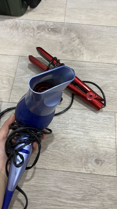 Фен и утюжок скарлет