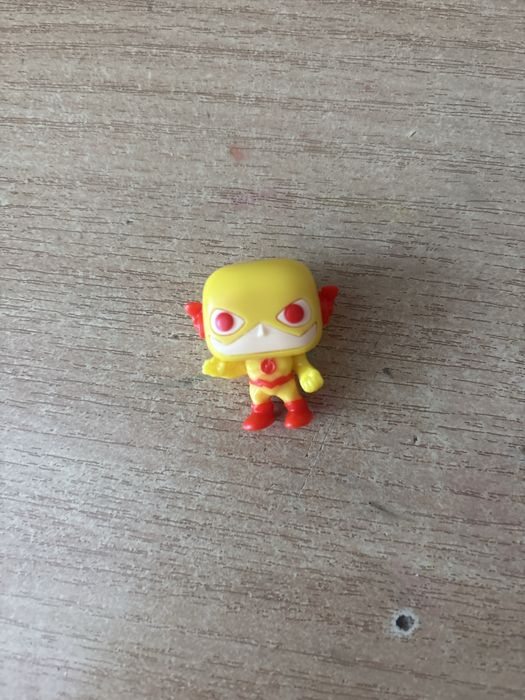 Киндеры дс есть все и свейк