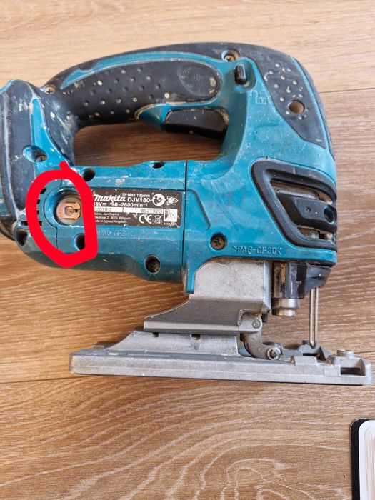 Pendular Makita Djv 180