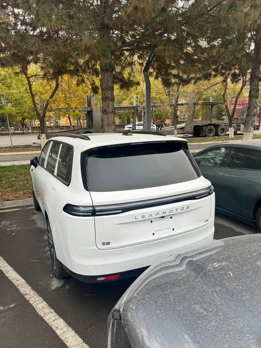 C16 2025 gibrit Leapmotor