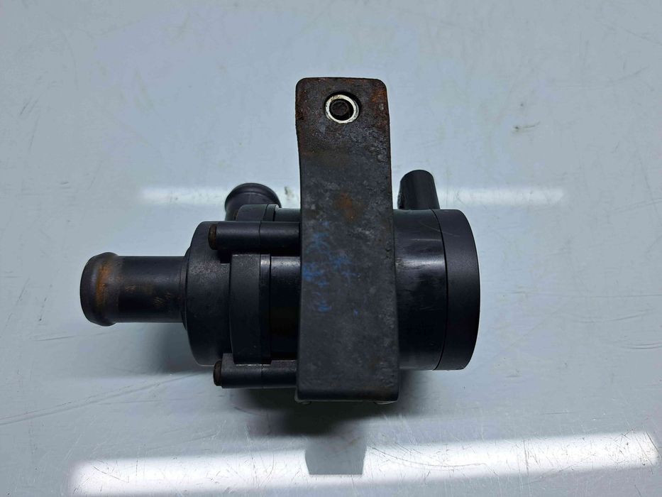 Pompa recirculare apa Volkswagen Golf 6 (5K1) GTI [Fabr 2009-2013] 1K0