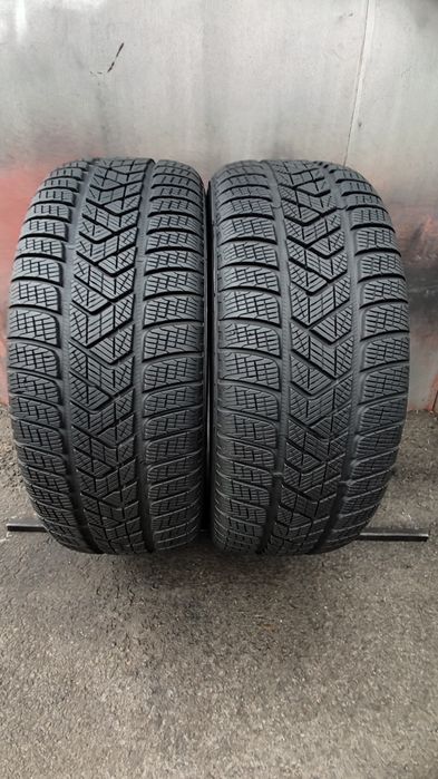 2бр зимни гуми 235/65/17 Pirelli Scorpion Winter
dot24