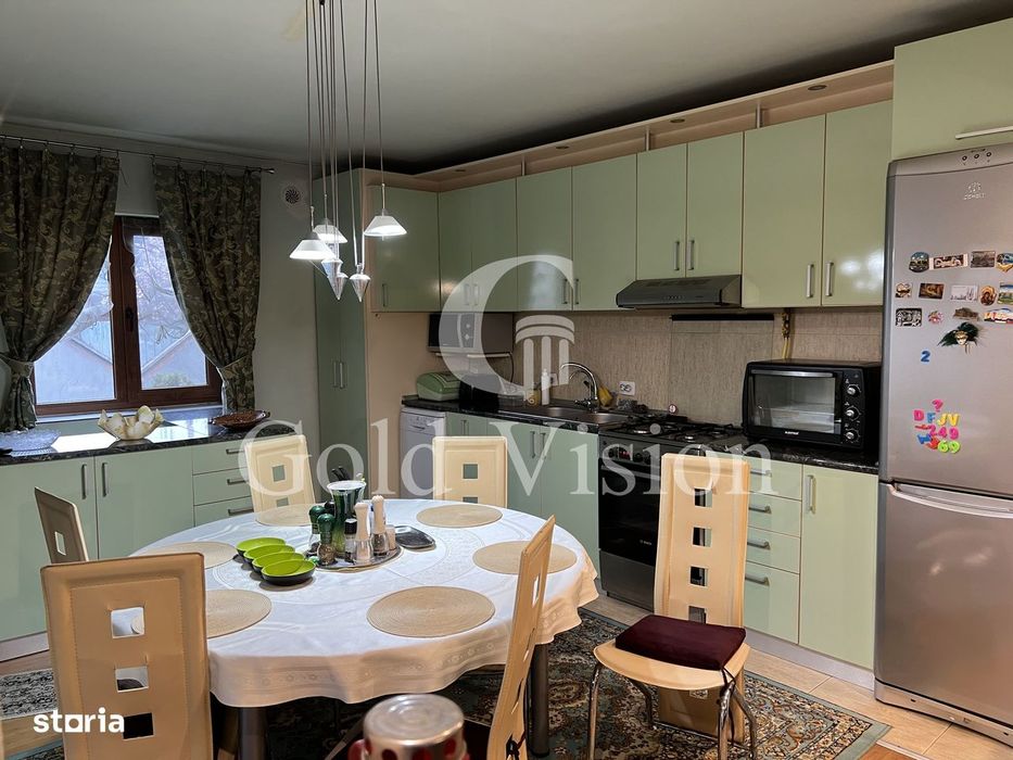 Casă cu 5 camere + anexă cu garaj, mobilată complet, str. Gh. Șincai