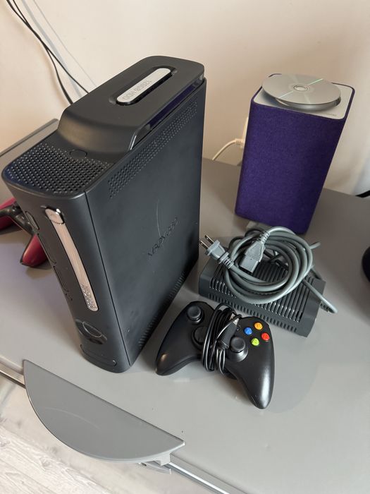 Продам Xbox 360 120GB