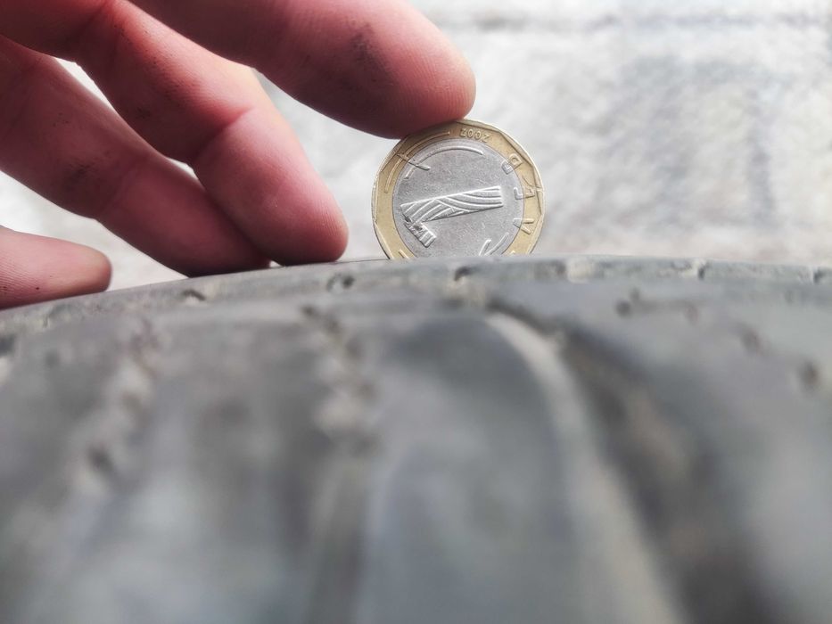 225/65/17 всесезонни гуми