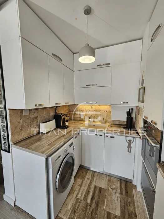 Продава се Двустаен апартамент в Пловдив, Остромила - 70 кв.м за 1929 €/кв.м - Снимка #2