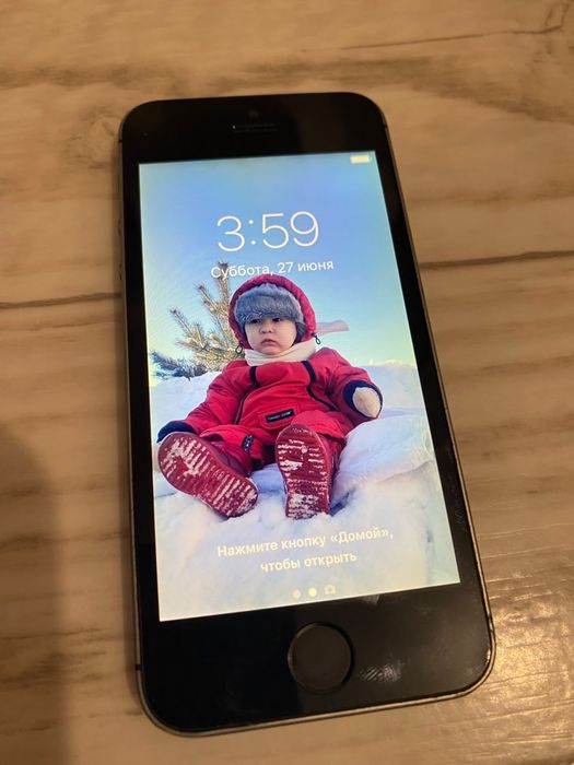 Продам iPhone 5S
