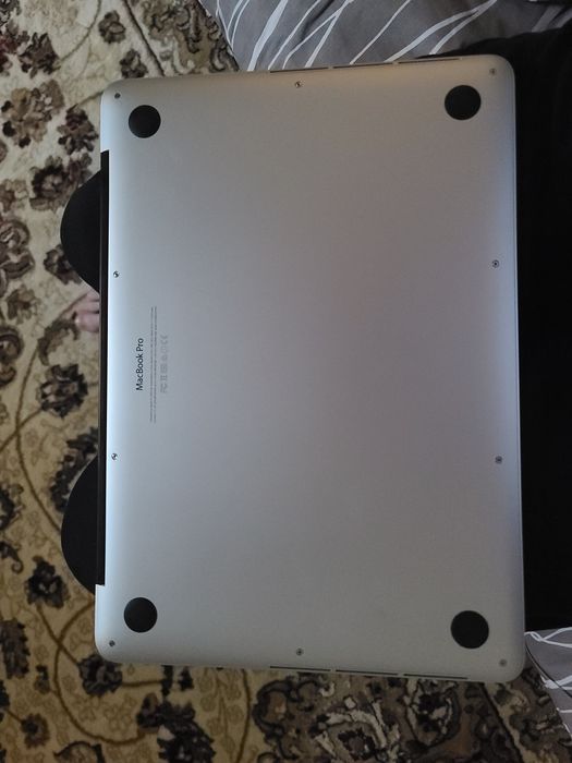 Продам Macbook pro