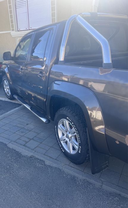 Amarok 2012                        .