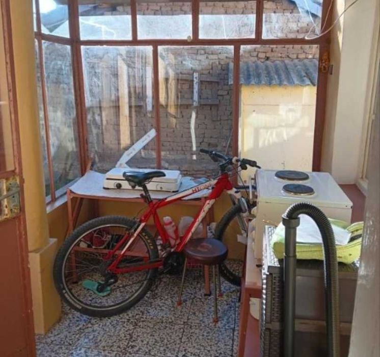 Продава се Къща в Плевен, 9-ти квартал - 50 кв.м за 1200 €/кв.м - Снимка #1