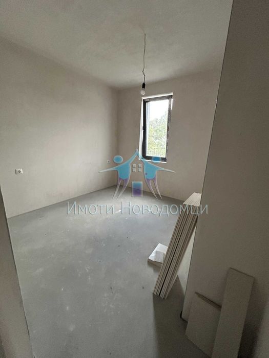 Продава се Тристаен апартамент в Шумен, Пазара - 75 кв.м за 1319 €/кв.м - Снимка #1