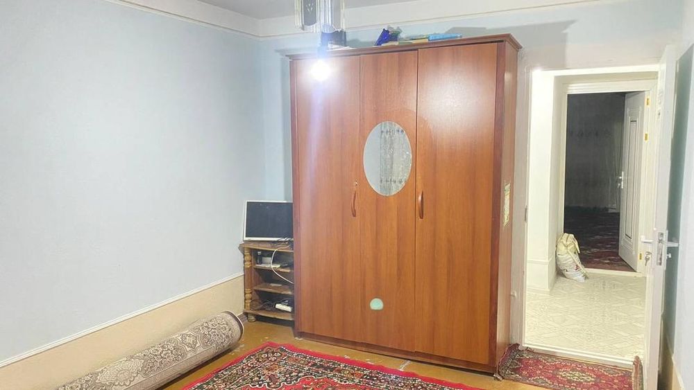 2 хоналик уй срочно ижарага берилади