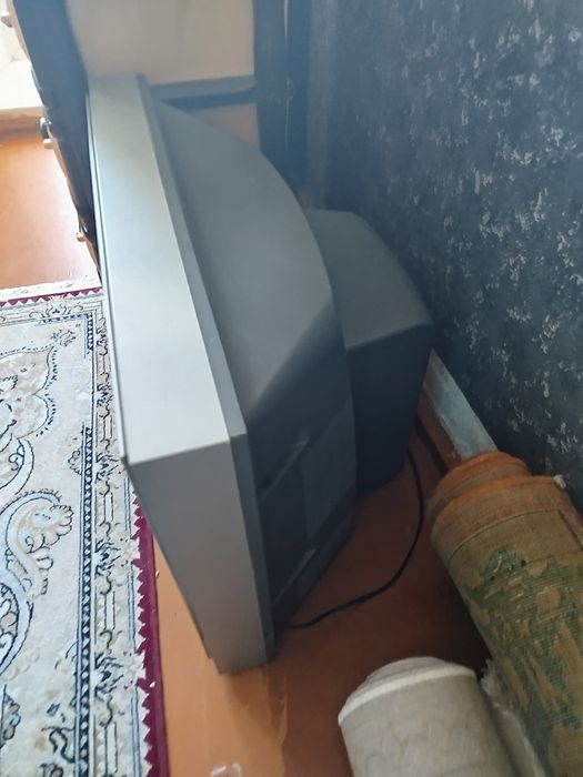 Продам телевизор