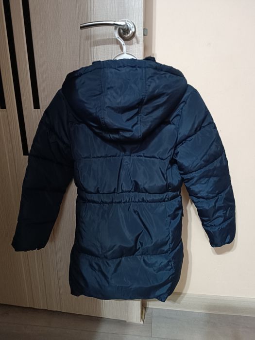 Продам курточки осенне-весение для девочки